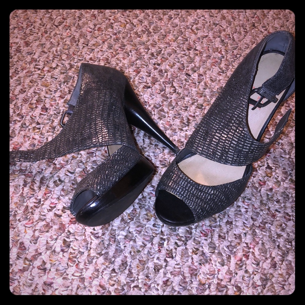 Levity heels
